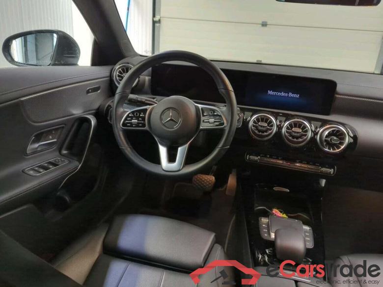 MERCEDES-BENZ CLA-klasse Shooting Brake 180 Bns Sol. Luxury #3