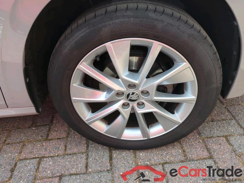 SKODA Kamiq 81 kW #6