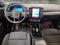 preview Volvo XC40 #2