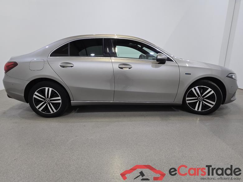 Mercedes A 250e Limousine Plug-In Hybrid Style Plus Aut. LED-Xenon Widescreen Ambient Navi Sport-Leather KeylessGo Camera Klima PDC ... #5
