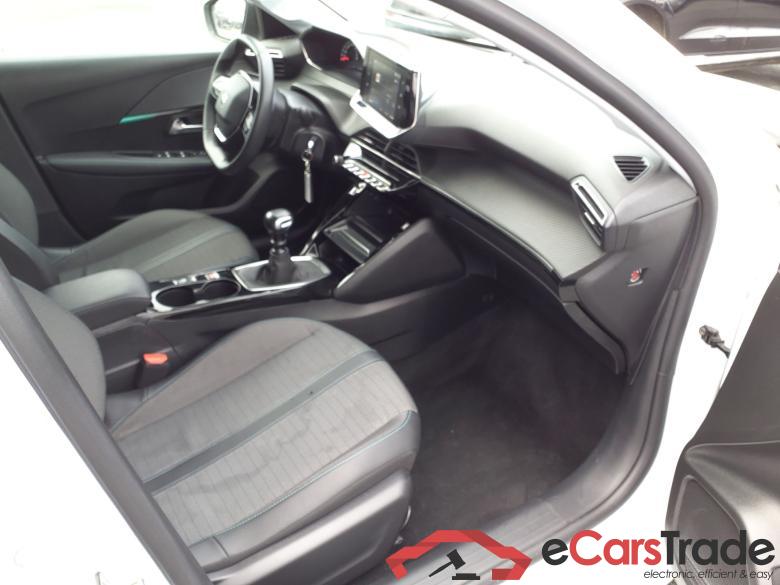 PEUGEOT 208 1.2 PureTech 100 ALLURE BVM #5 PEUGEOT 208 1.2 PureTech 100 ALLURE BVM #5