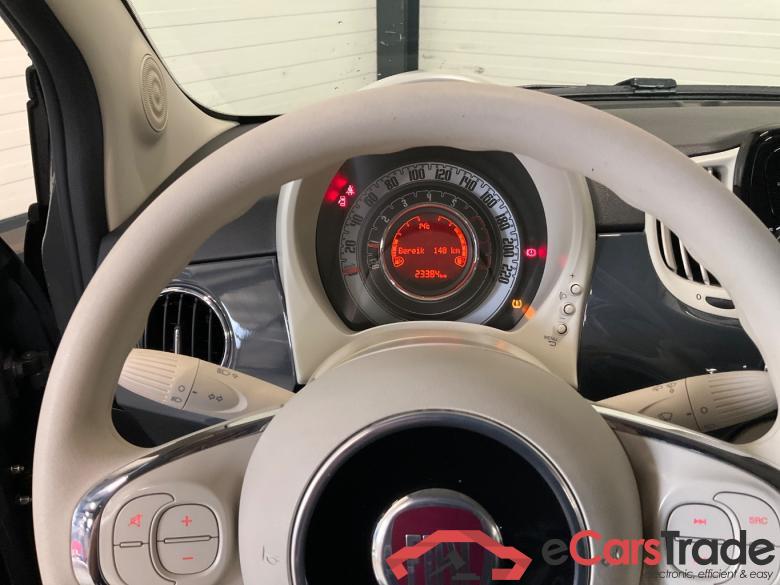 FIAT 500 1.0 Hybrid Cult #6 FIAT 500 1.0 Hybrid Cult #6