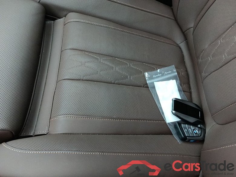 BMW X5 - 2018 3.0AS xDrive45e 286 PHEV (EU6d-TEMP) 5d ///M-SporKit (total options: 33,128 Ex.Vat) #4