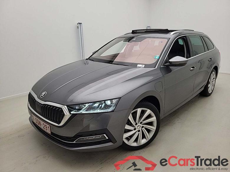 SKODA OCTAVIA COMBI 1.5 TSI IV CLEVER DSG #1