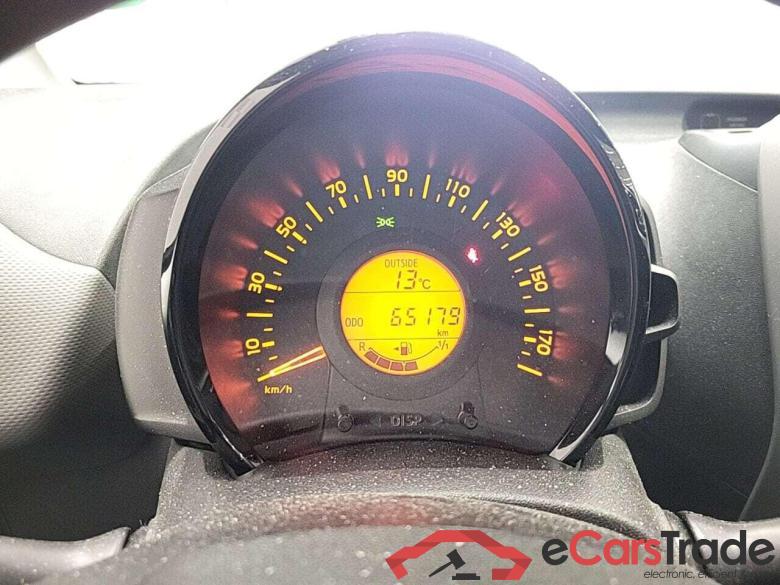 PEUGEOT 108 1.0 e-VTi Active #4