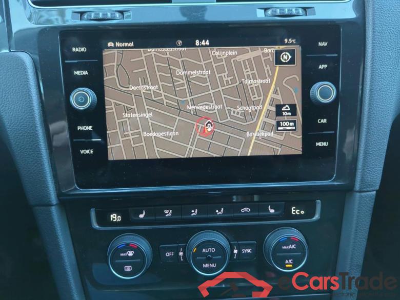 VOLKSWAGEN e-Golf 100 kW #3