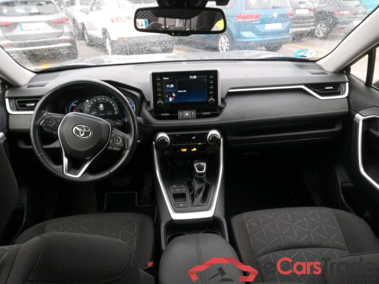 TOYOTA Rav4 / 2018 / 5P / todoterreno 2.5l 220H Advance #3