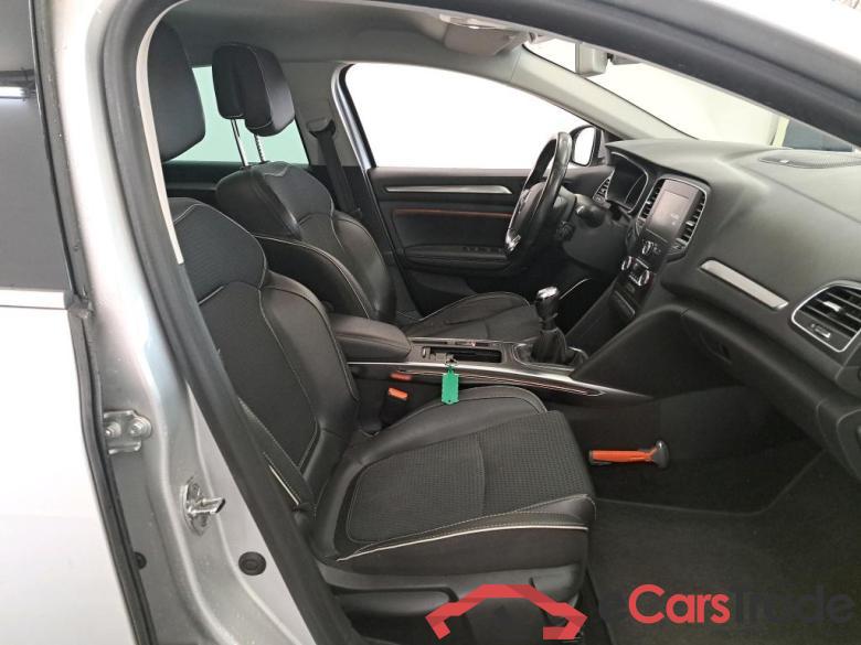 Renault Mégane Estate TCe 140 Bose 5d #3