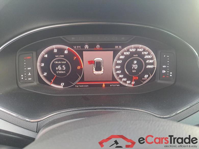 SEAT Arona / 2017 / 5P / todoterreno 1.0 TSI 70kW (95CV) Style Edition Eco (CX) #4
