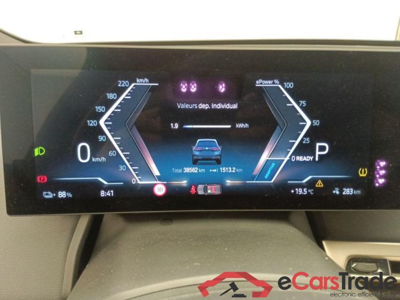 BMW IX 72 kWh xDrive40 (240 kW) 5d #6