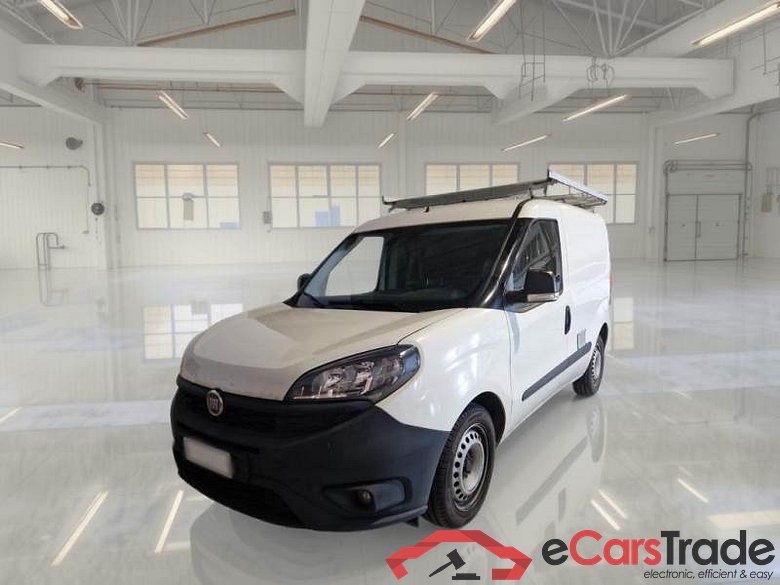 FIAT DOBLÒ CARGO / 2014 / 4P / VETT. FURGONATA CH1 BUSINESS 1.6 MJET 120CV E6D-F SeS