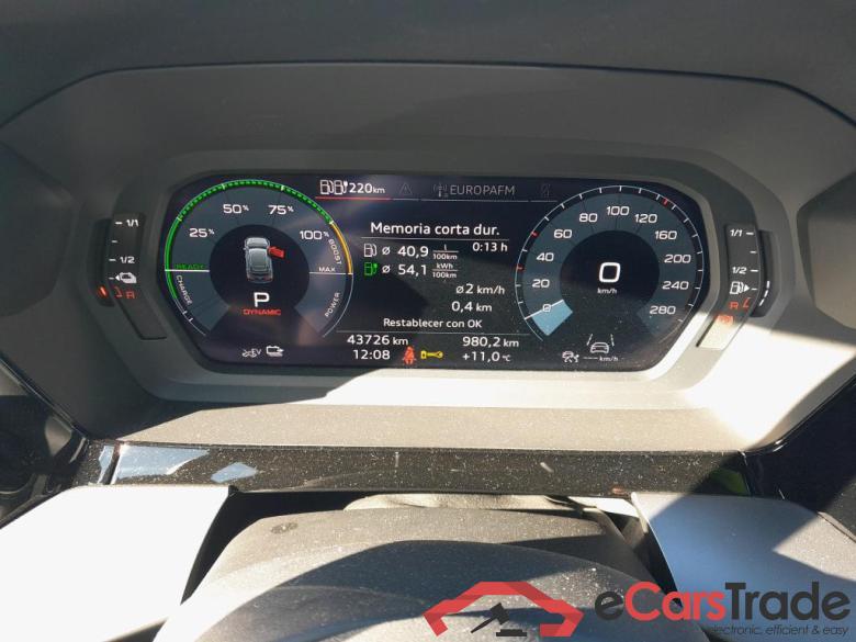AUDI A3 / 2020 / 5P / berlina con portón Sportback S line 40 TFSI e 150kW S tron #4