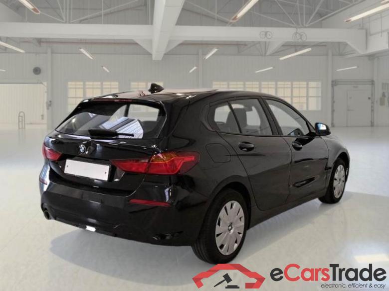 BMW SERIE 1 / 2019 / 5P / BERLINA 116I #2