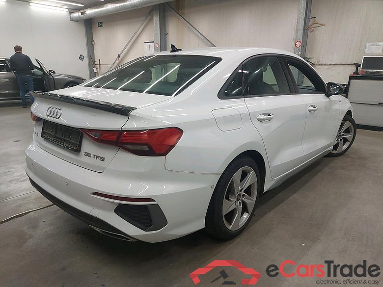 AUDI - AUD A3 BERLINE 35 TFSI 150PK S-Tronic S Line & Pack Business Plus & Style Carbon & Assistance & Smartphone Interface & Rear View Camera  * PETROL * #2