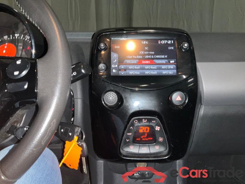 PEUGEOT 108 1.0 e-VTi Allure #5