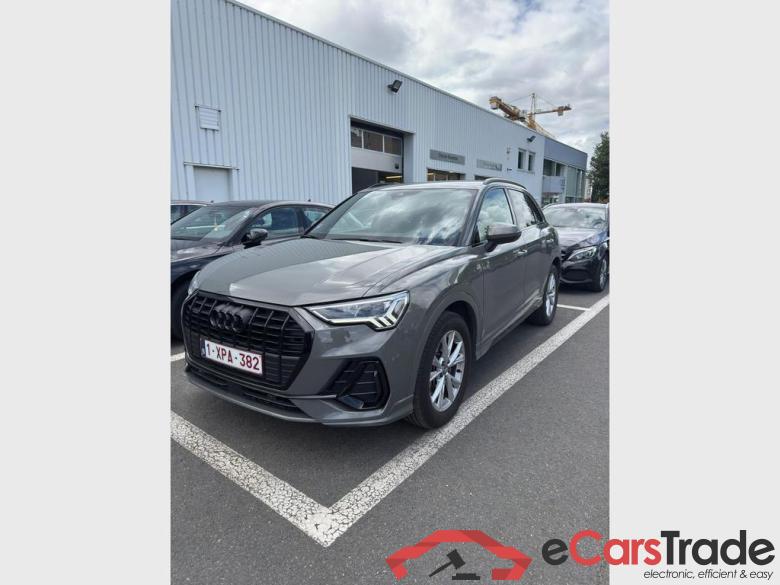 AUDI Q3 Audi Q3  S line 40 TFSI quattro 140(190) kW(ch) S tronic #1