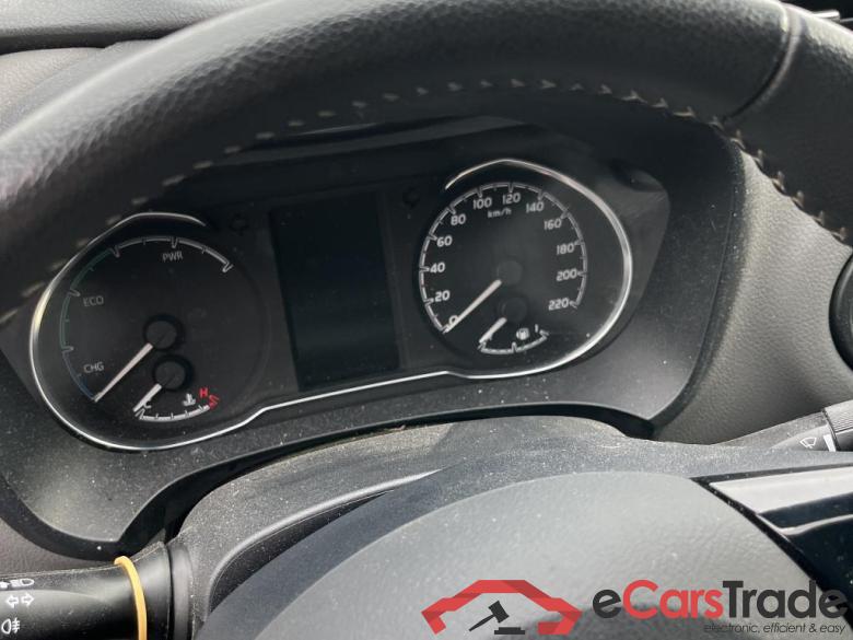 TOYOTA Yaris / 2017 / 5P / berlina con portón 1.5 100H Active #5