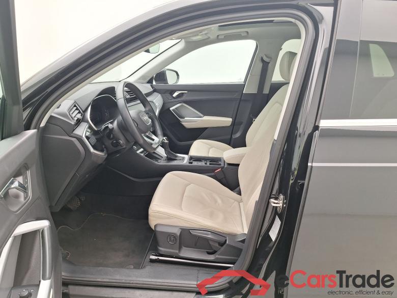 Audi, Q3 '18 PHEV, Audi Q3 45 TFSI e S tronic 5d #3