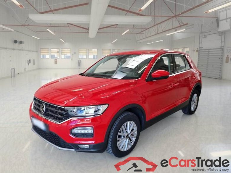 VOLKSWAGEN T-ROC / 2017 / 5P / SUV 2.0 TDI SCR BUSINESS DSG 4MOTION