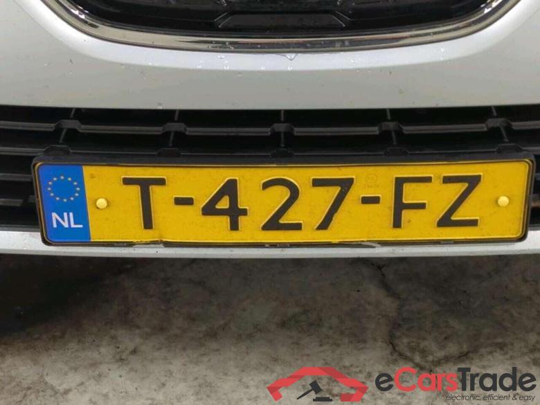 RENAULT Mégane Estate 1.3 TCe140 Equilibre #4