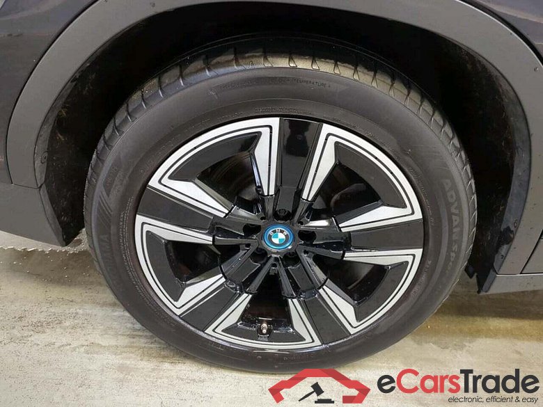 BMW iX3 Executive #6