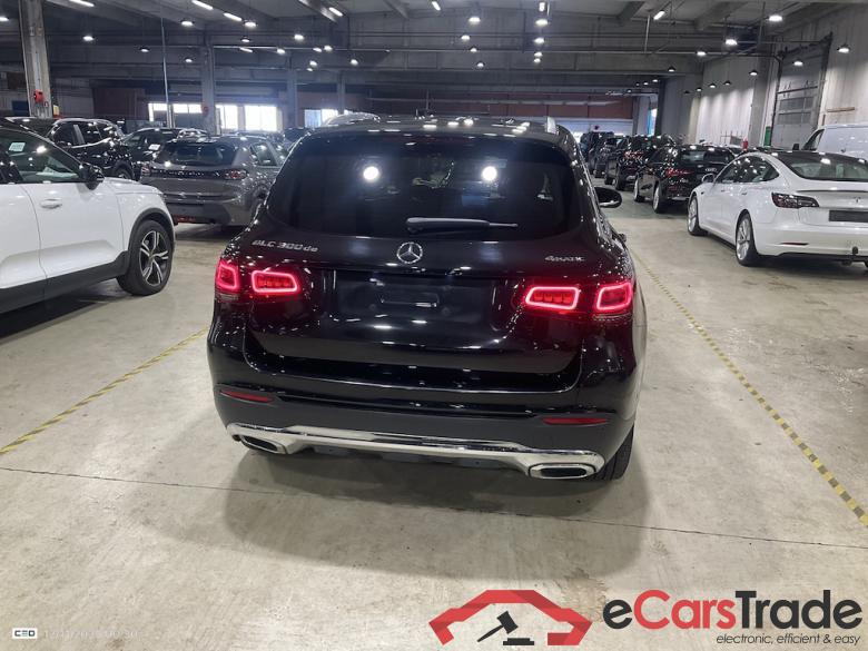 MERCEDES-BENZ GLC 2.0 GLC 300 DE 4MATIC 4WD BUS SOL AUTO #5