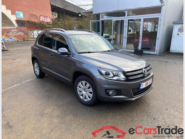 VOLKSWAGEN Tiguan Tiguan Sport & Style 2.0 TDI SCR BlueMotion Technology 81 kW (110 ch) 6 vitesses manuel #2