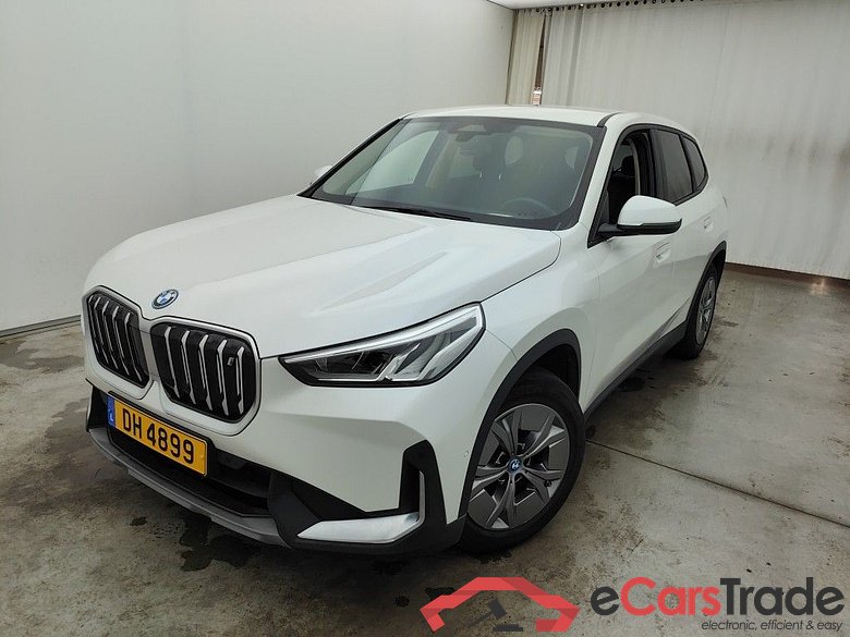 BMW iX1 66.5 kWh 272hp xDrive30 5d #1