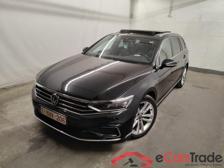 Volkswagen Passat Variant 1.4 TSI DSG6 GTE Business 5d #1