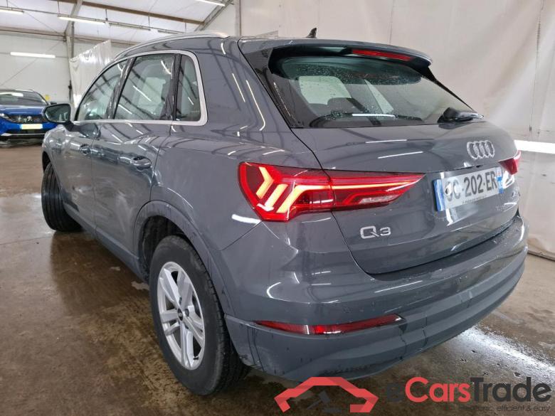 AUDI Q3 / 2018 / 5P / SUV 45 TFSI E 245 S TRONIC BUSINESS LINE #2