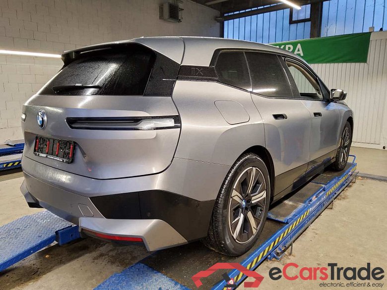 BMW iX (I20)(07.2021->) DE - SUV5 xDrive40, xDrive40, 2021 - 2025 #3