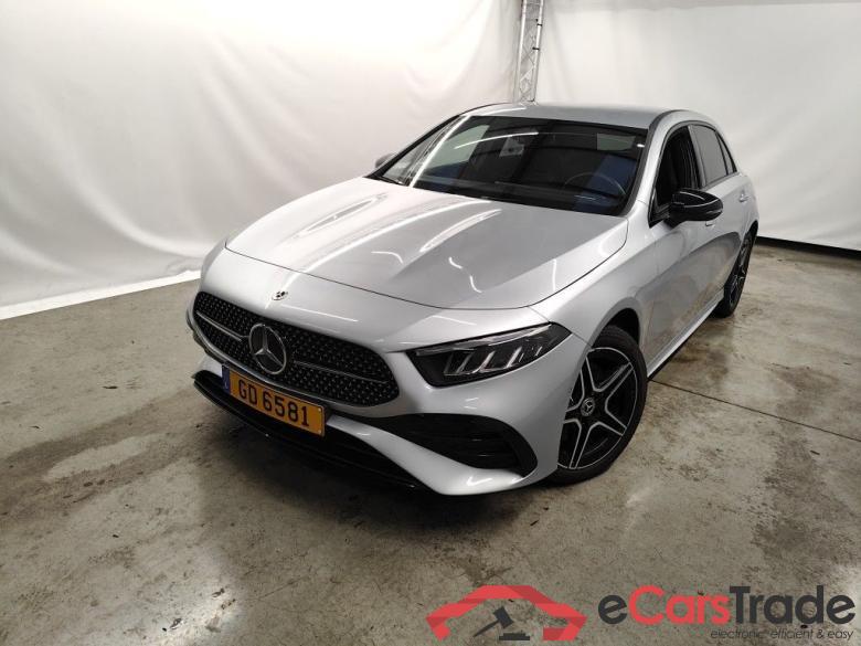 Mercedes-Benz Classe A A 250 e AMG Line 5d #1