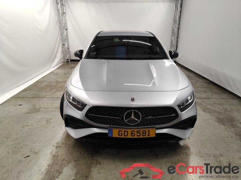 Mercedes-Benz Classe A A 250 e AMG Line 5d #5