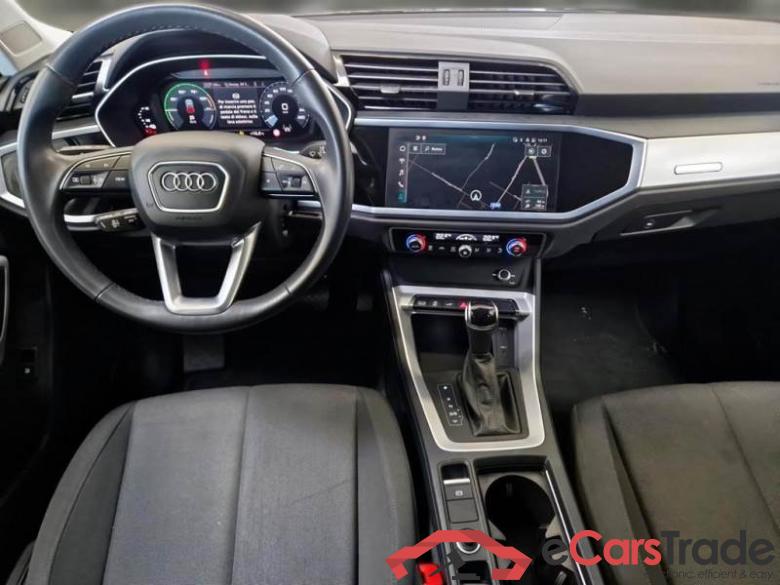 AUDI Q3 / 2018 / 5P / SUV 45 TFSI E S TRONIC BUSINESS #3