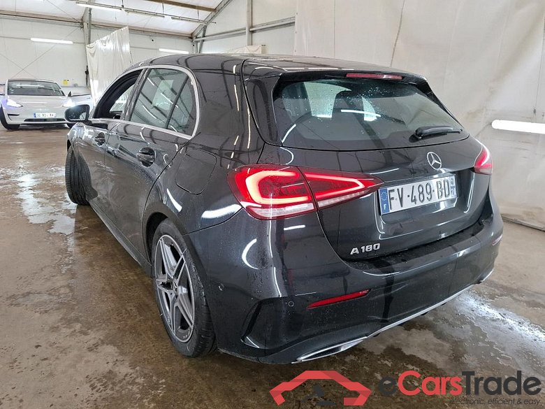 MERCEDES-BENZ Classe A Compact / 2018 / 5P / Berline A 180 AMG Line 7G-DCT #2