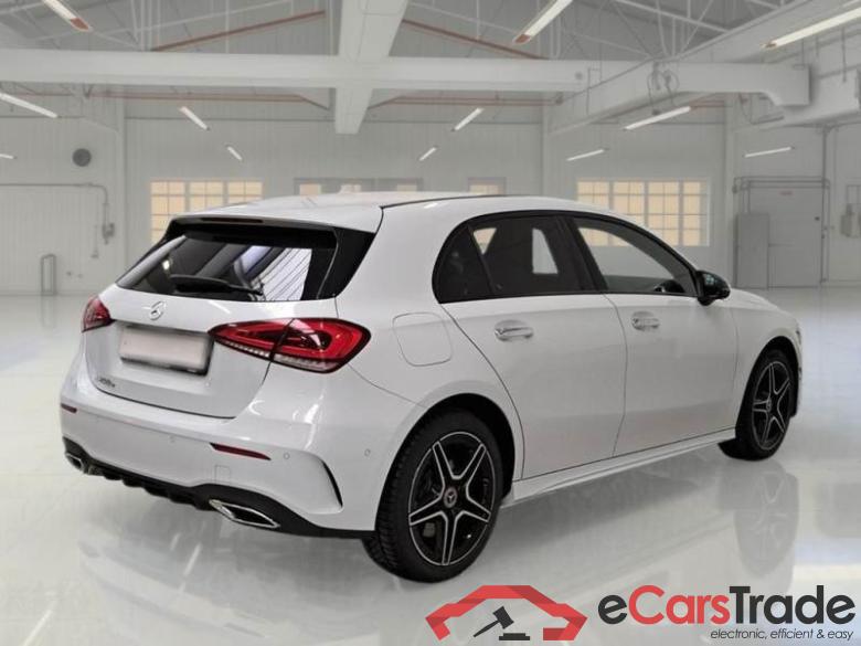 MERCEDES-BENZ CLASSE A / 2018 / 5P / BERLINA A 250 E PLUG-IN HYBRID AUTO PREMIUM #2
