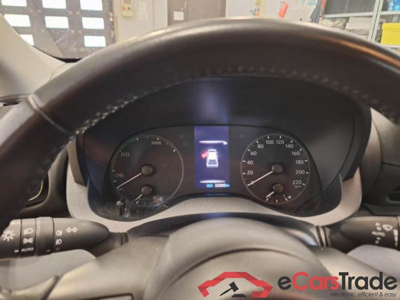 TOYOTA YARIS / 2020 / 5P / BERLINA HYBRID BUSINESS MY21 #5