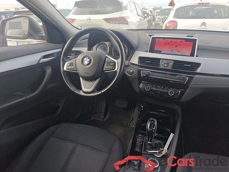 BMW X2 / 2017 / 5P / todoterreno sDrive18d (AC) #3