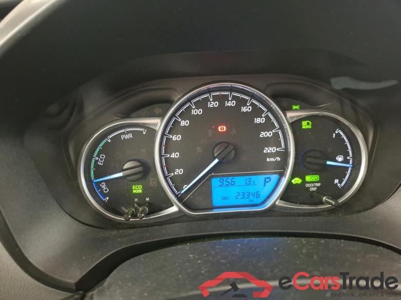 TOYOTA Yaris Hybride / 2017 / 5P / Berline 1.5 VVT-I HYBRID France Business #6