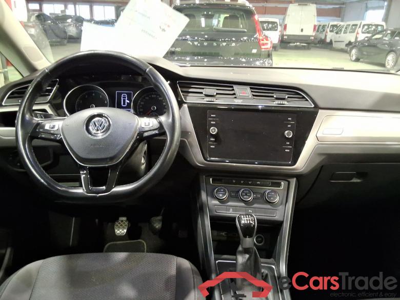 VOLKSWAGEN TOURAN - 2015 1.5 TSI ACT Trendline OPF #6
