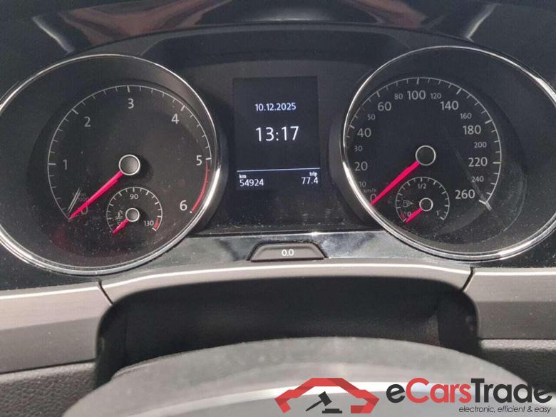 VOLKSWAGEN TOURAN 2.0 TDI Comfortline DSG #5