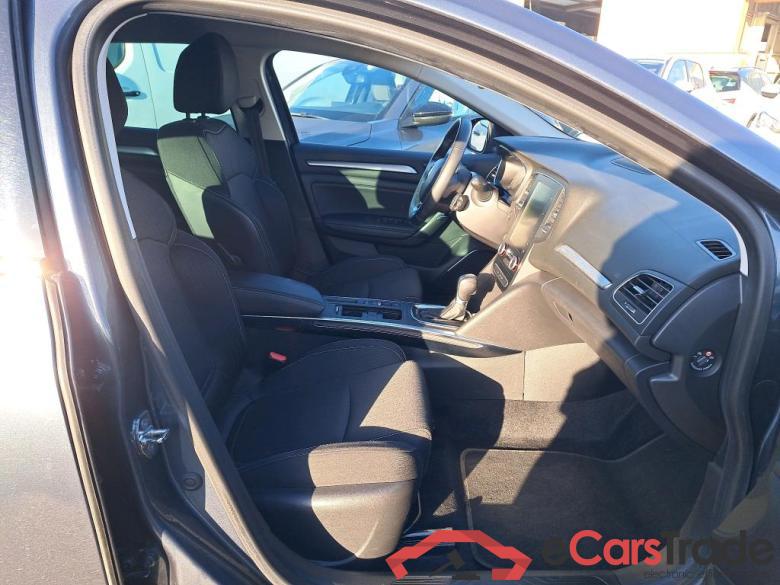 RENAULT Mégane / 2015 / 5P / berlina con portón Zen TCe 103 kW (140CV) EDC GPF #6