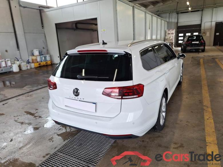 VOLKSWAGEN PASSAT / 2019 / 5P / STATION WAGON VAR. 2.0TDI SCR EVO 110KW BUSINESS DSG #2