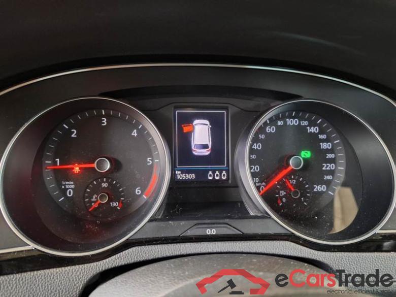 VOLKSWAGEN PASSAT / 2019 / 5P / STATION WAGON VAR. 2.0TDI SCR EVO 110KW BUSINESS DSG #4
