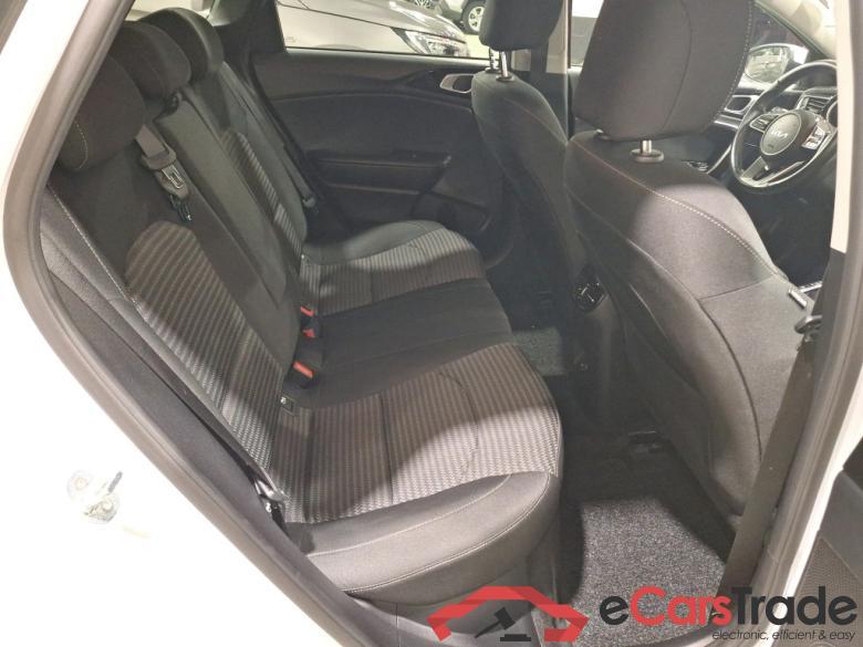 KIA CEE'D SPORTSWAGON 1.6 GDI PHEV BUSINESS LINE DCT #6