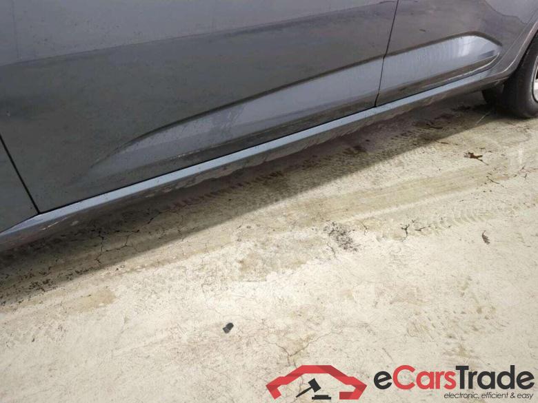 RENAULT Mégane Estate 1.3 TCe Zen #6