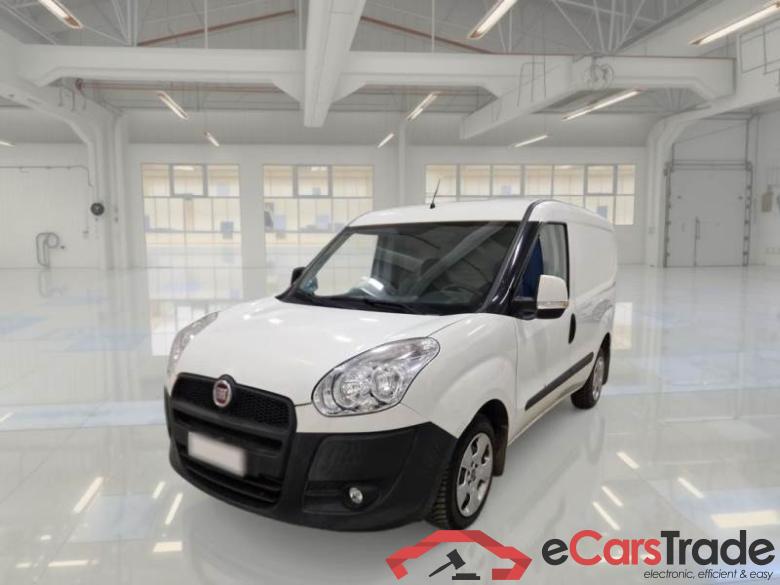 FIAT DOBLO' CARGO 2010 1.6 MULTIJET 16V 105CV SX #1