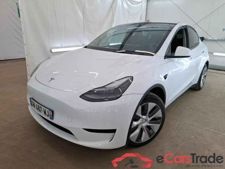 TESLA Model Y / 2021 / 5P / SUV RWD #1