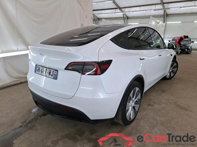 TESLA Model Y / 2021 / 5P / SUV RWD #4