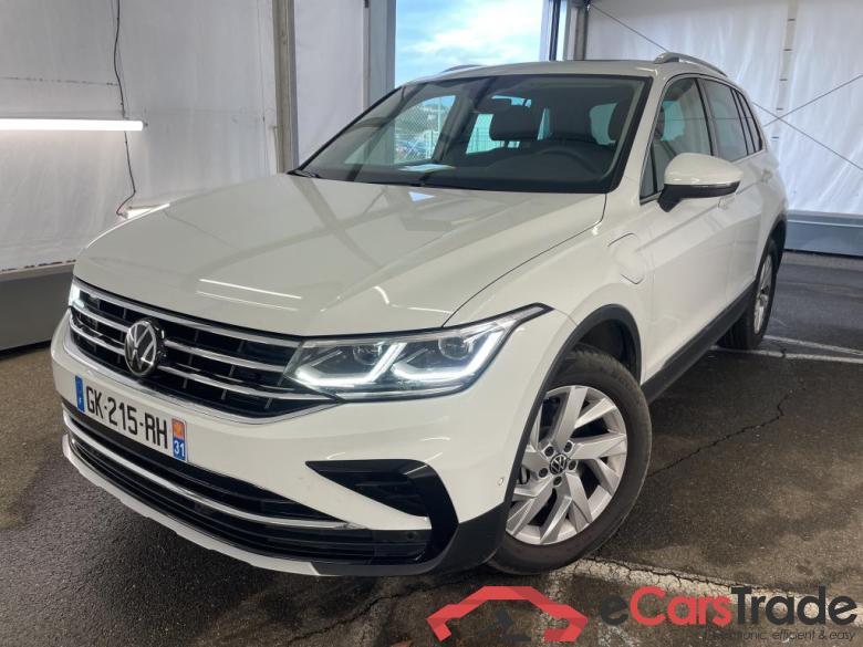 VOLKSWAGEN Tiguan / 2020 / 5P / SUV 1.4 eHybrid 245 DSG6 Elegance #1